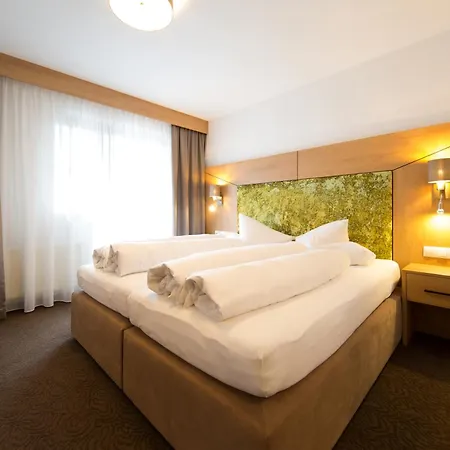 Riders In Hotel Sölden