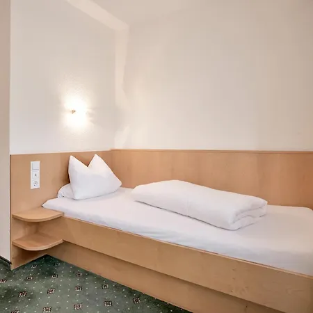 Riders In Hotel Sölden