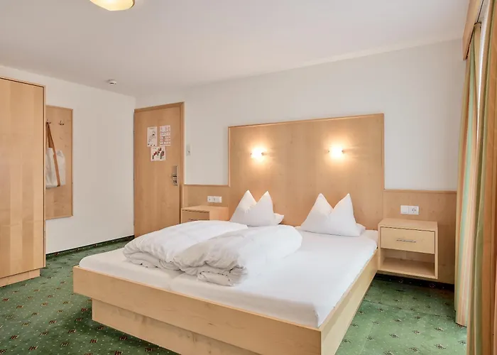 Riders In 3* Sölden