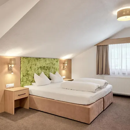 Riders In 3* Sölden