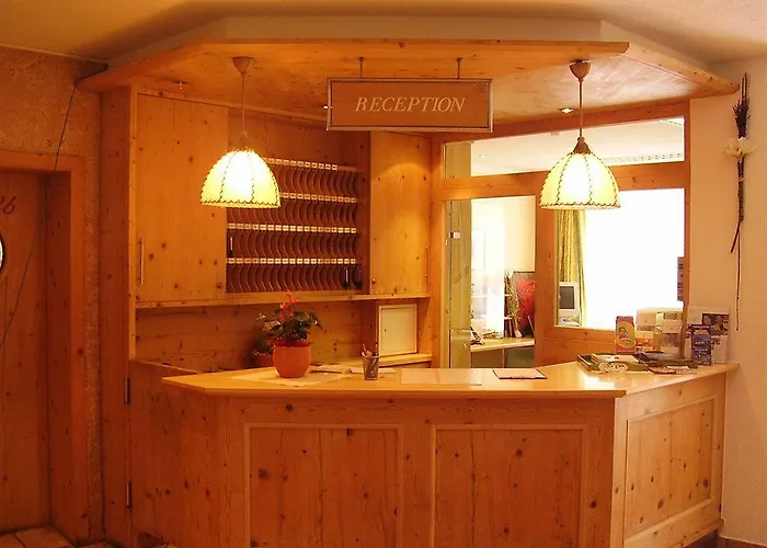 Riders In فندق 3*