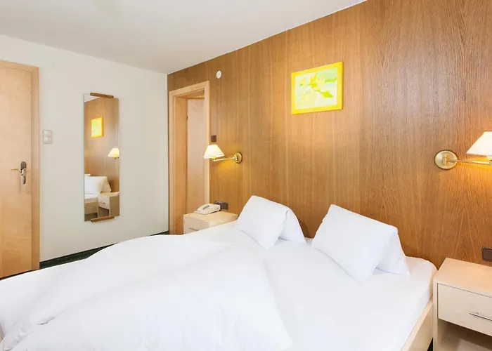 Riders In 3* سولدن