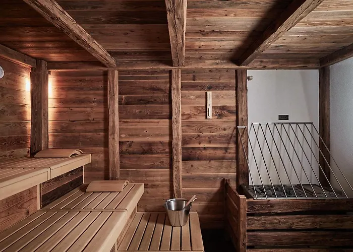 فندق Riders In 3*