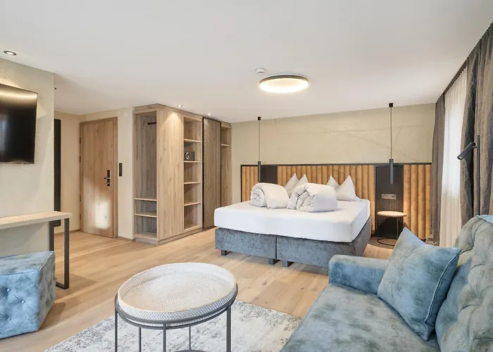 فندق Riders In 3*